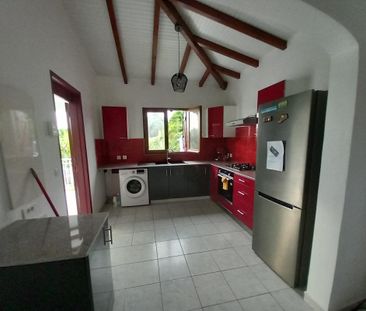 Location Maison 3 pièces 80m² STE ANNE 97180 - Photo 2