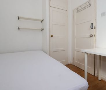 Room in a Shared Flat, Stapleton House, E2 - Photo 3