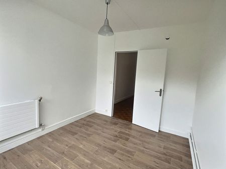 Location Appartement 2 pièces 45m² - Photo 2