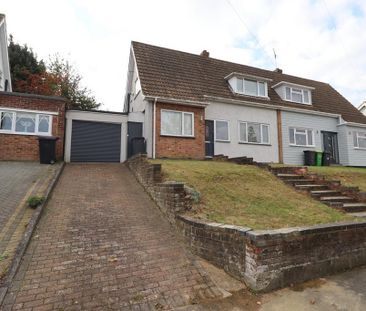3 bedroom semi-detached house to rent - Photo 6
