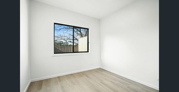 PARKSIDE LIVING IN TOONGABBIE - - Photo 1