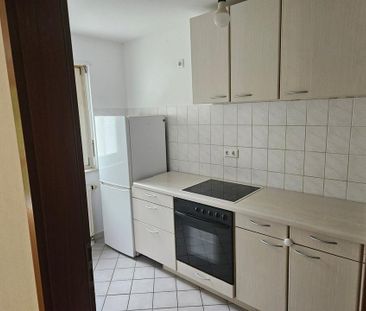 2-Zi-Whg mit Balkon Ortsrandlage Wohnen im Grünen - Photo 1