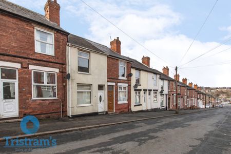 2 bed Mid Terraced House for Rent - Photo 3