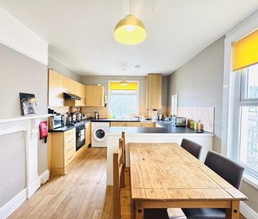 5 bedroom detached house to rent - Photo 6
