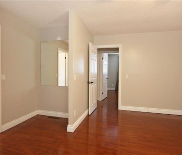 For Lease - 14 Oceanic Drive, Hamilton, Ontario - Photo 6