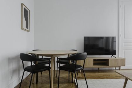 Location Appartement 3 pièces Meublé 66m² PARIS 17ème - Photo 5