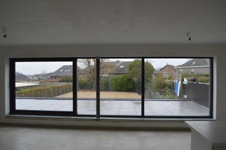 BURST - Recent, lichtrijk appartement met groot terras. - Photo 3