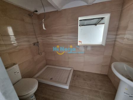 BRAND NEW RENOVATED TOWN HOUSE A STONE'S THROW FROM THE BEACH WITH 5 BEDROOMS, TERRACE AND PATIO - ALGARROBO COSTA, Long Term Rental - Photo 5