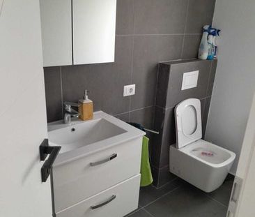 Apartament de inchiriat ultracentral, mobilat modern - Photo 5