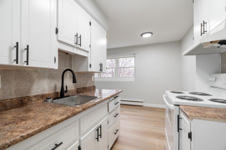 For Lease - 24 Brookside Street Unit# 8, London South, Ontario - Photo 2