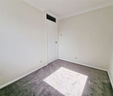 2 bedroom maisonette to rent Barrington Close, Eastleigh, Hampshire... - Photo 4