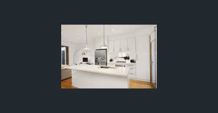 Well located, renovated Edwardian home - Available 9.1.2026 - Photo 4