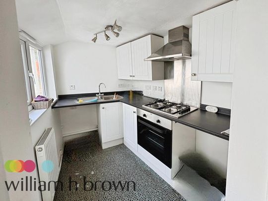 2 bedroom terraced house to rent - Photo 1