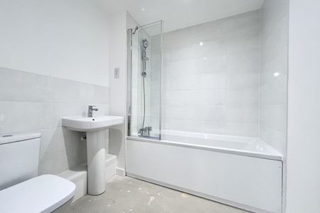 Nunney Close, Patterdown, CHIPPENHAM - Photo 2