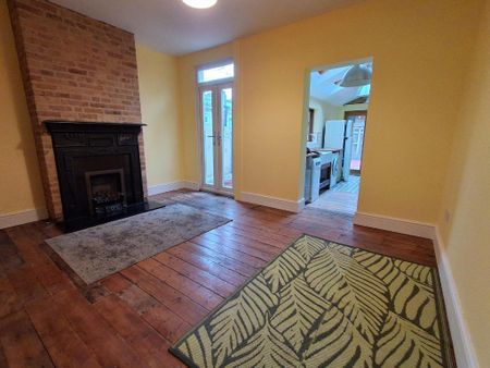 3 bedroom terraced house to rent - Photo 2