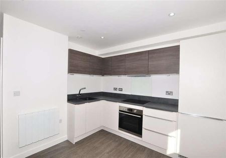 Prestige House, High Street, Egham, Surrey, TW20 - Photo 2