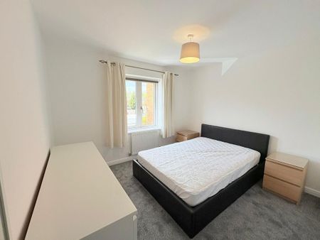 2 bedroom flat to rent - Photo 3