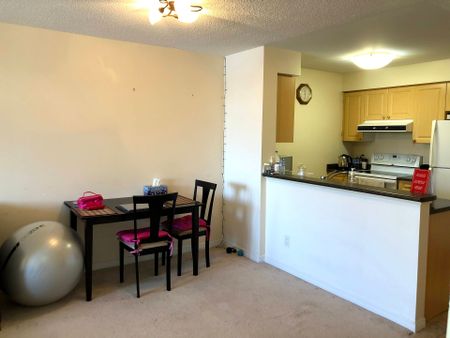 For Lease - 3650 Kingston Road Unit# 415, Toronto, Ontario - Photo 4