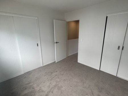 Te Atatu Townhouse! - Photo 2