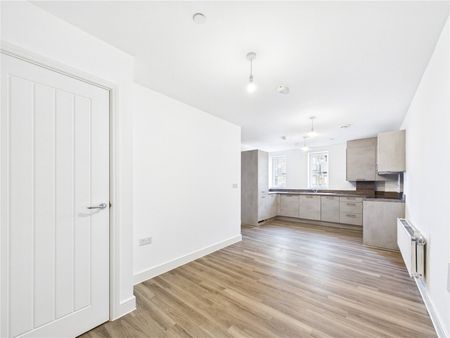 Wharf Road, Chelmsford, Essex, CM2 6JH - Photo 4