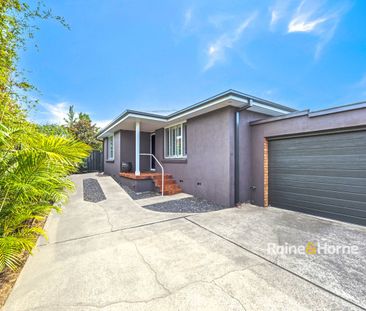 EXECUTIVE PROPERTY - Photo 6