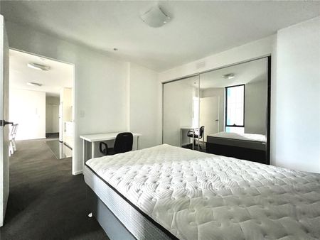 1807/241 City Road - Photo 4