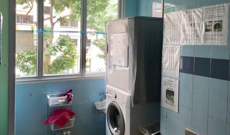 3 Bedroom HDB_FOUR_ROOM at Bishan - Photo 2