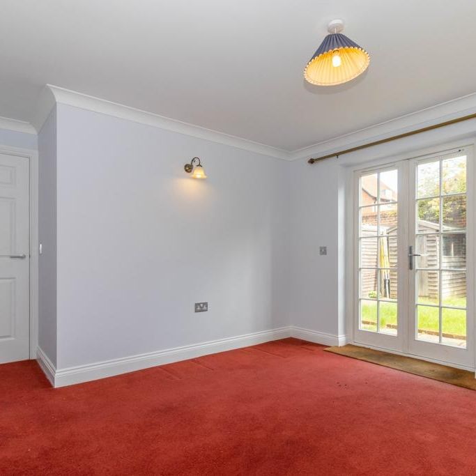 2 bedroom townhouse to rent - Photo 1