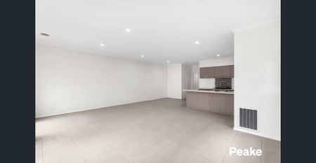 Spacious Lakeside Living, Walk To Everything - Photo 2