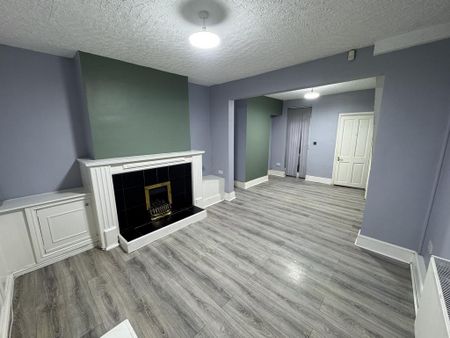 2 bedroom terraced house to rent - Photo 2