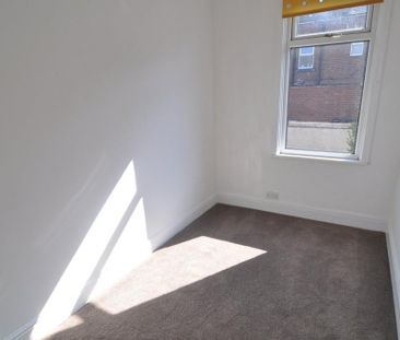 2 bedroom house to rent - Photo 2