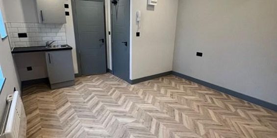Studio to rent - Photo 3