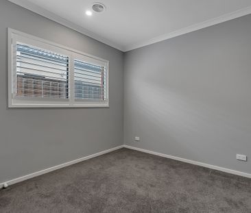 2 Rosedene Avenue, Officer VIC 3809 - House For Rent | Domain - Photo 6