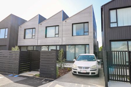 Petone Townhouse - Photo 4