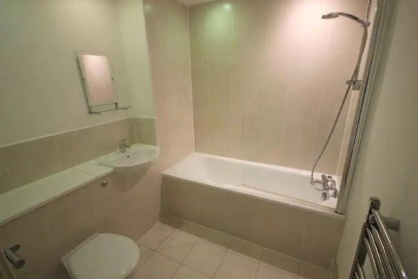 Brighton Belle, 2 Stroudley Road, Brighton - Photo 1