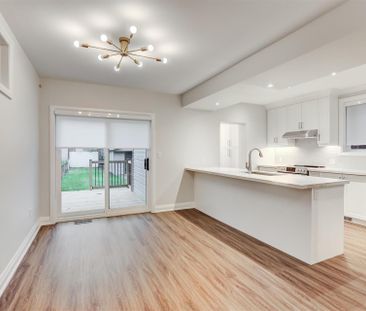 For Lease - 257 Westmount Avenue, Toronto, Ontario - Photo 4