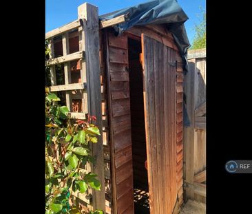 2 bedroom terraced house to rent - Photo 6