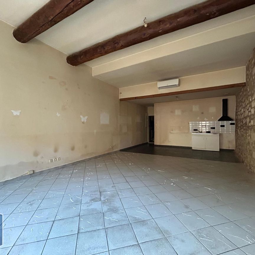 Location Appartement 2 pièces 65m² CARPENTRAS 84200 - Photo 1