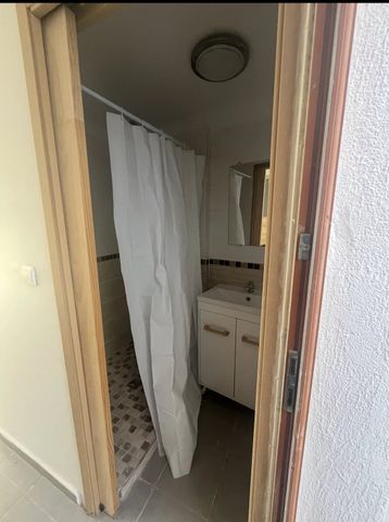 Location Appartement 1 pièce 19m² MARSEILLE 11ème - Photo 3