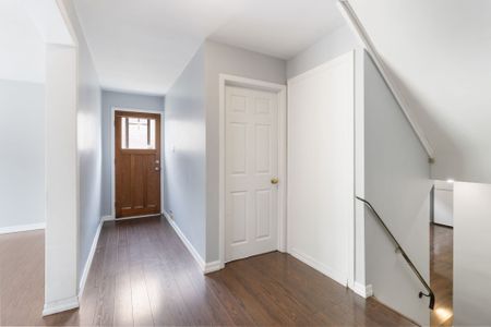 For Lease - 7872 Martin Grove Road, Vaughan, Ontario - Photo 3