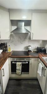 Redford Close, Feltham, TW13 4TD - Photo 3