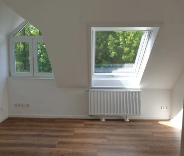 Perfekt zum Wohnen und Arbeiten - Kernsanierte Altbauwohnung - Photo 5