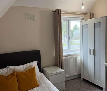 Middleton Boulevard: Bedroom Student (jubilee), NG8 - Photo 6