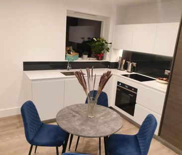 1 Bed Flat, Cobham House, SE3 - Photo 4