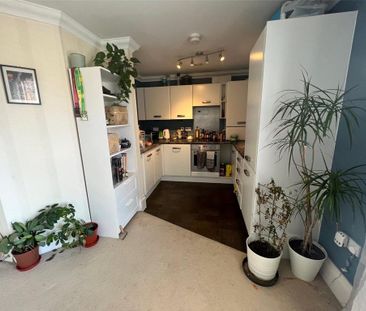 1 bedroom flat to rent - Photo 5