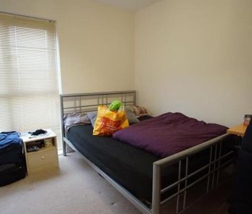 6 bedroom house to rent - Photo 3