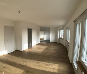 3.5 Zimmer, 93 m², 4. Stock - Photo 2