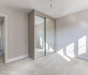 3 bedroom detached house to rent - Photo 4