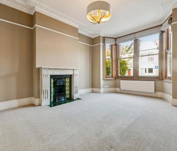 5 bedroom terraced house to rent - Photo 4