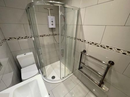 1 bedroom ground floor flat to rent - Photo 4
